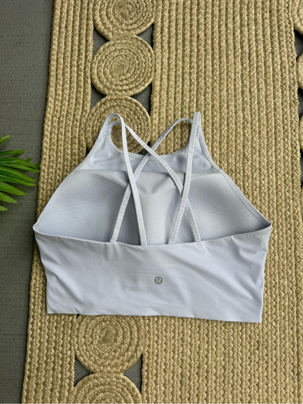 Lululemon High Neck Crop Tank Bra Light Grey Size S / 4-6